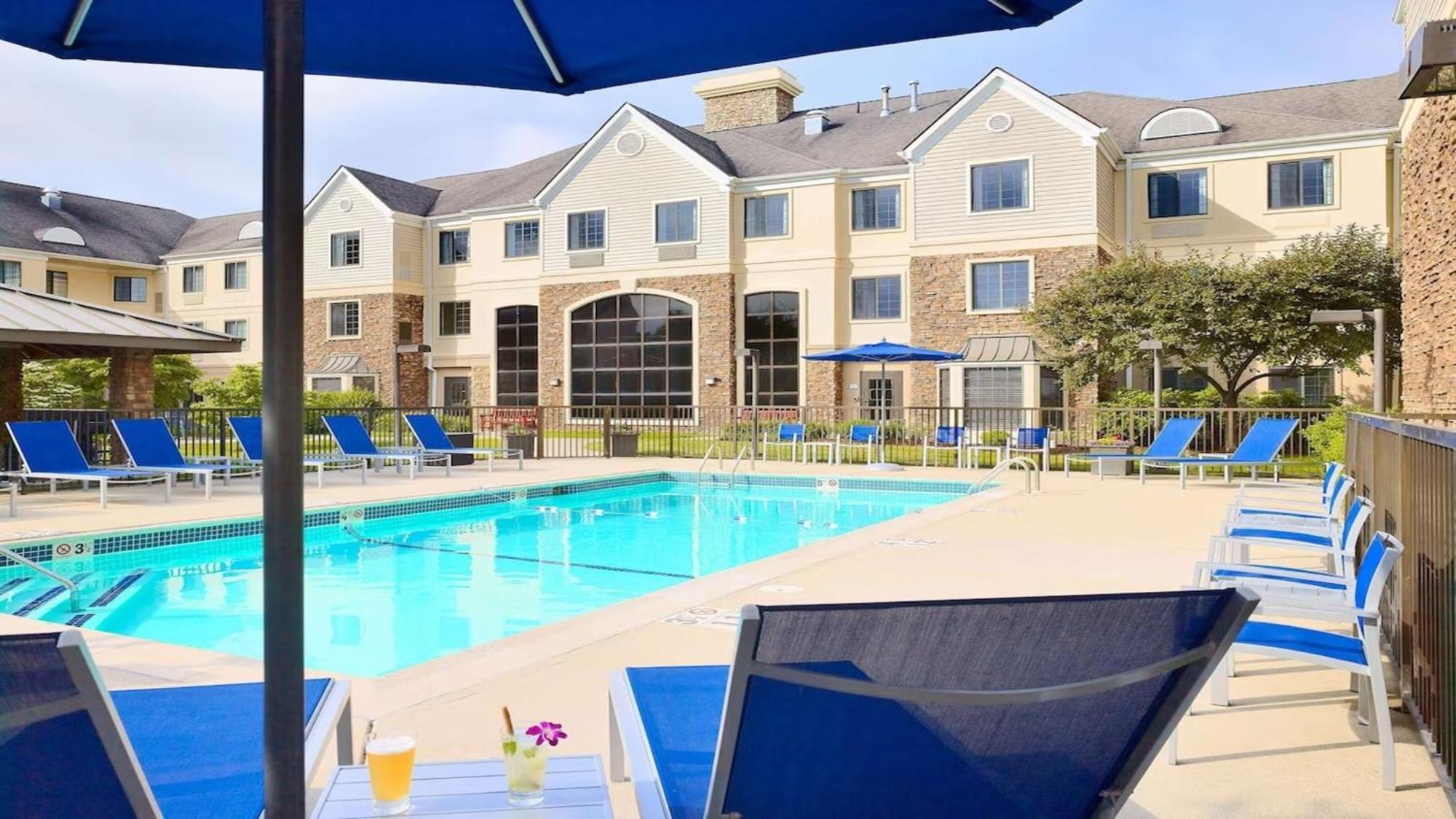 Staybridge Suites Boston - Burlington By Ihg Экстерьер фото